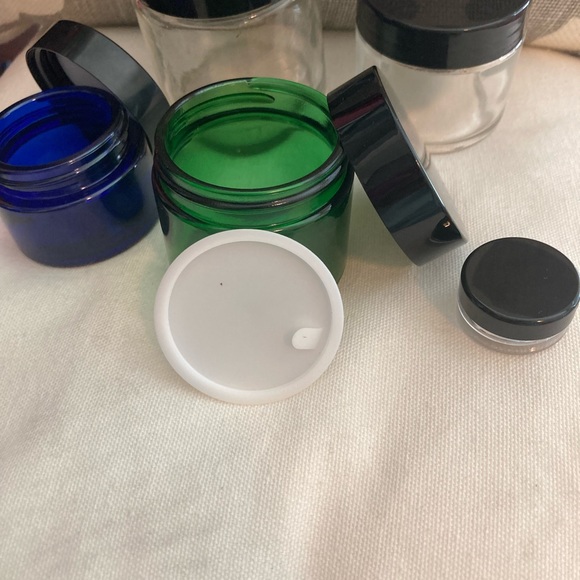 High quality glass jars brand new !100 pcs for only 25.00 - Picture 4 of 4